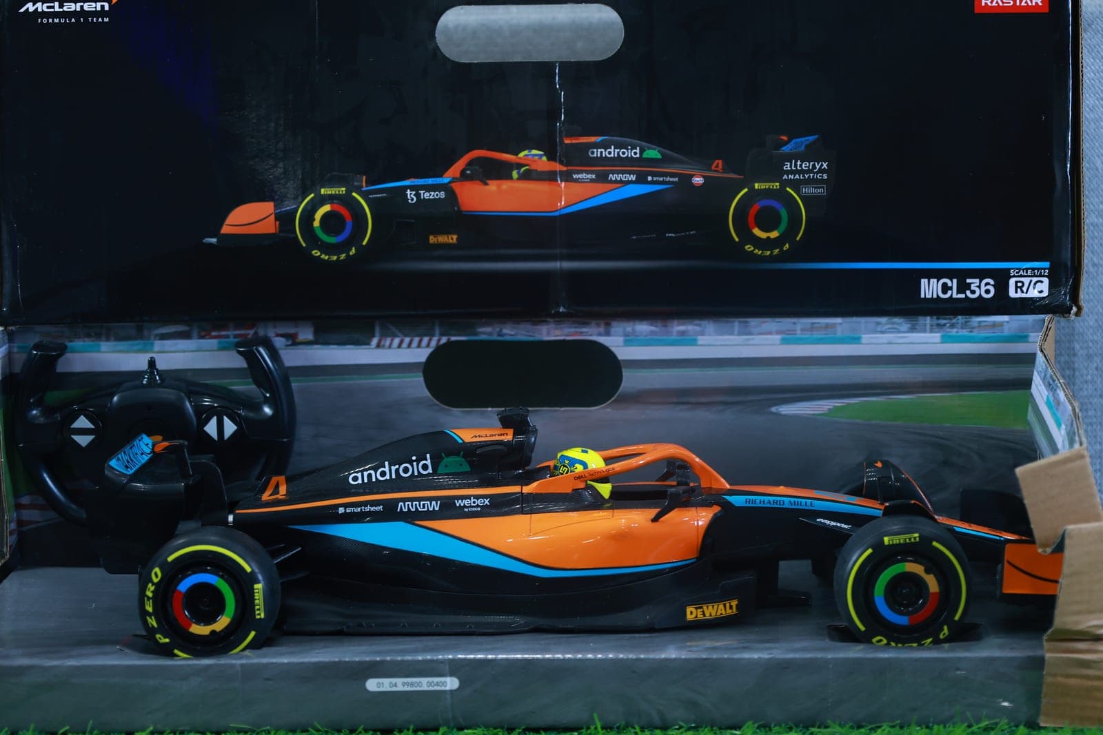 Rastar McLaren F1 MCL36 1:12 Officially Licensed RC Car — view 3
