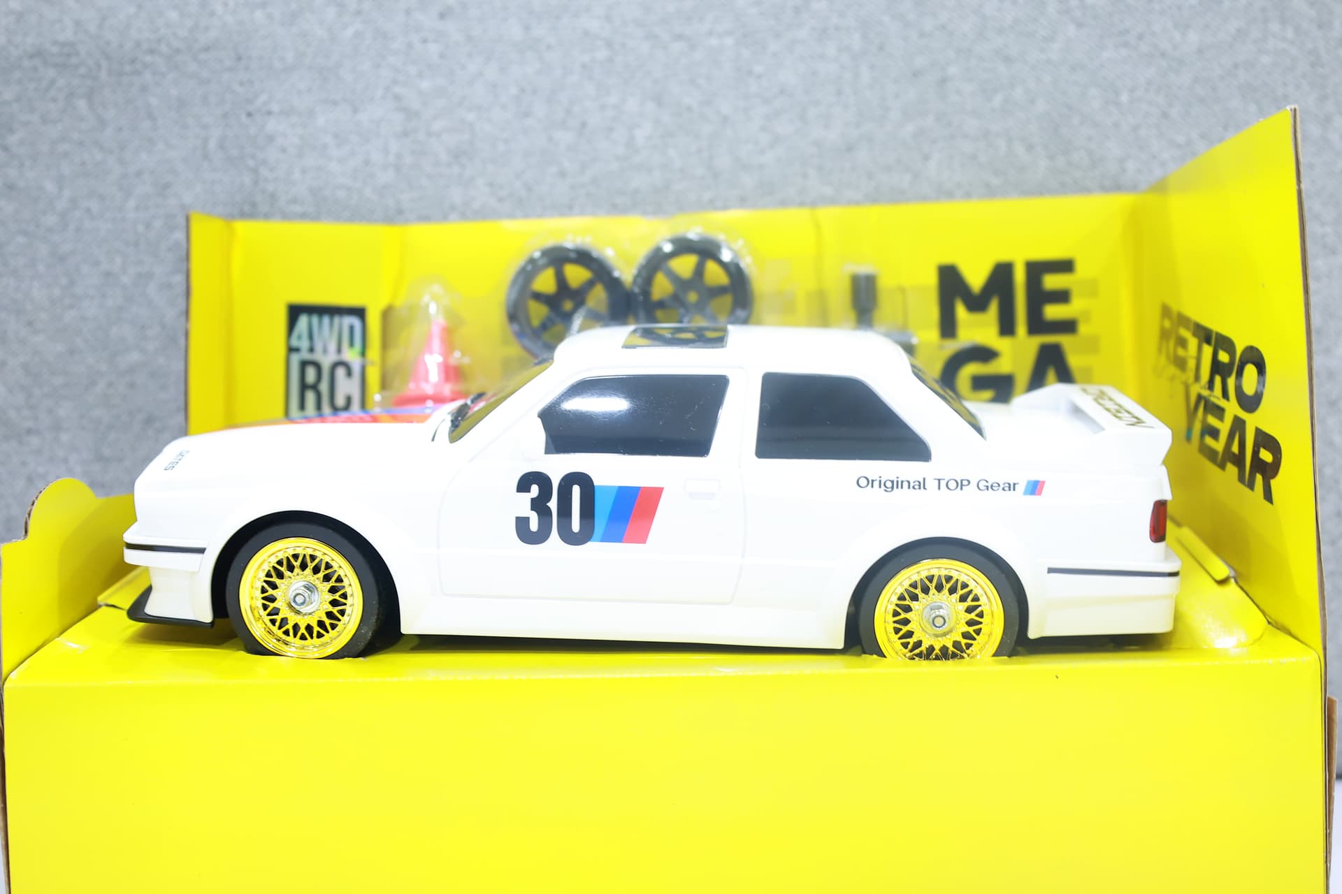 WHOOSH Retro Drift RC Car — BMW E30 M3 Style, 7-Colour Neon, 4WD, 6+ — view 3